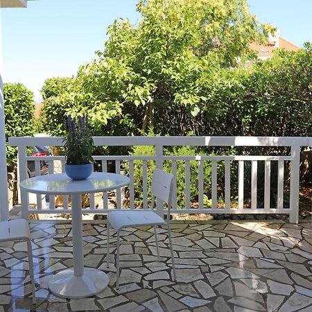 Apartment Hudan Malinska Esterno foto