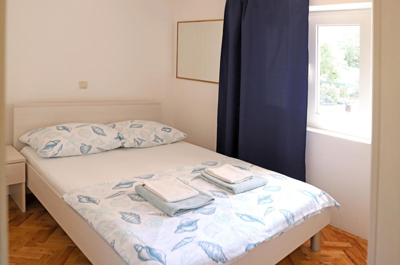 Apartment Hudan Malinska Esterno foto